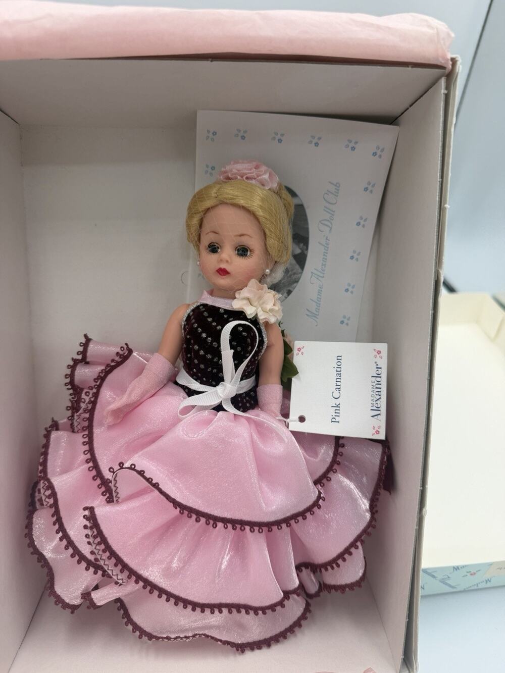Madame Alexander Flower Dolls Collection Pink Carnation Fashion Doll 2000 25615